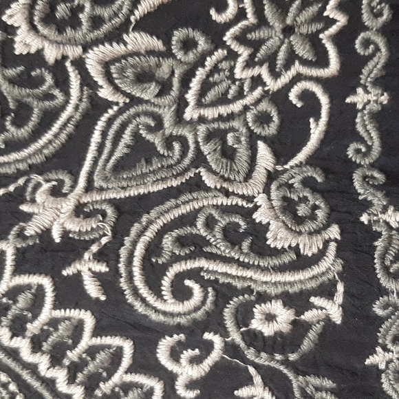 Johnny Was  Renemutet Embroidered Blouse Medium - Picture 8 of 16